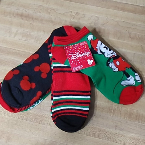 6pk Disney Christmas Socks Sz:6-12 - Picture 2 of 4